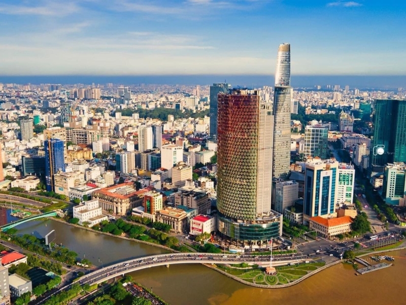 The construction project is the MC Tower building, located at Ton Duc Thang Street, District 1, Ho Chi Minh City